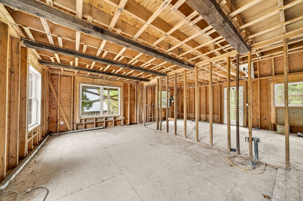 5 Fathom Lane Wareham, MA 02571 - Photo 8 of 33