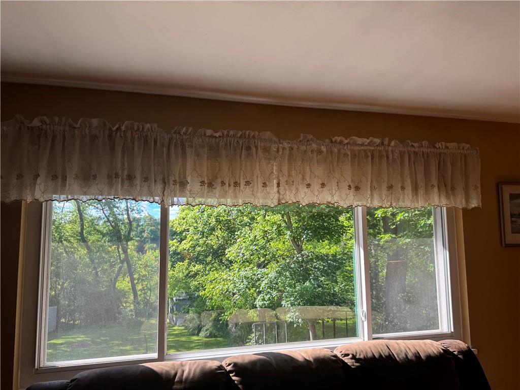 937 Freeport Road Natrona Heights, PA 15065 - Photo 11 of 39 Gallery Image 11