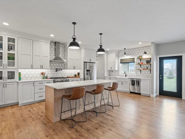 $535,000 | 11320 31st St Drive West, Milan, IL 61264