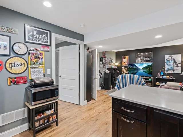 $535,000 | 11320 31st St Drive West, Milan, IL 61264