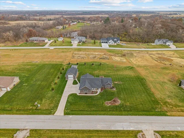 $535,000 | 11320 31st St Drive West, Milan, IL 61264