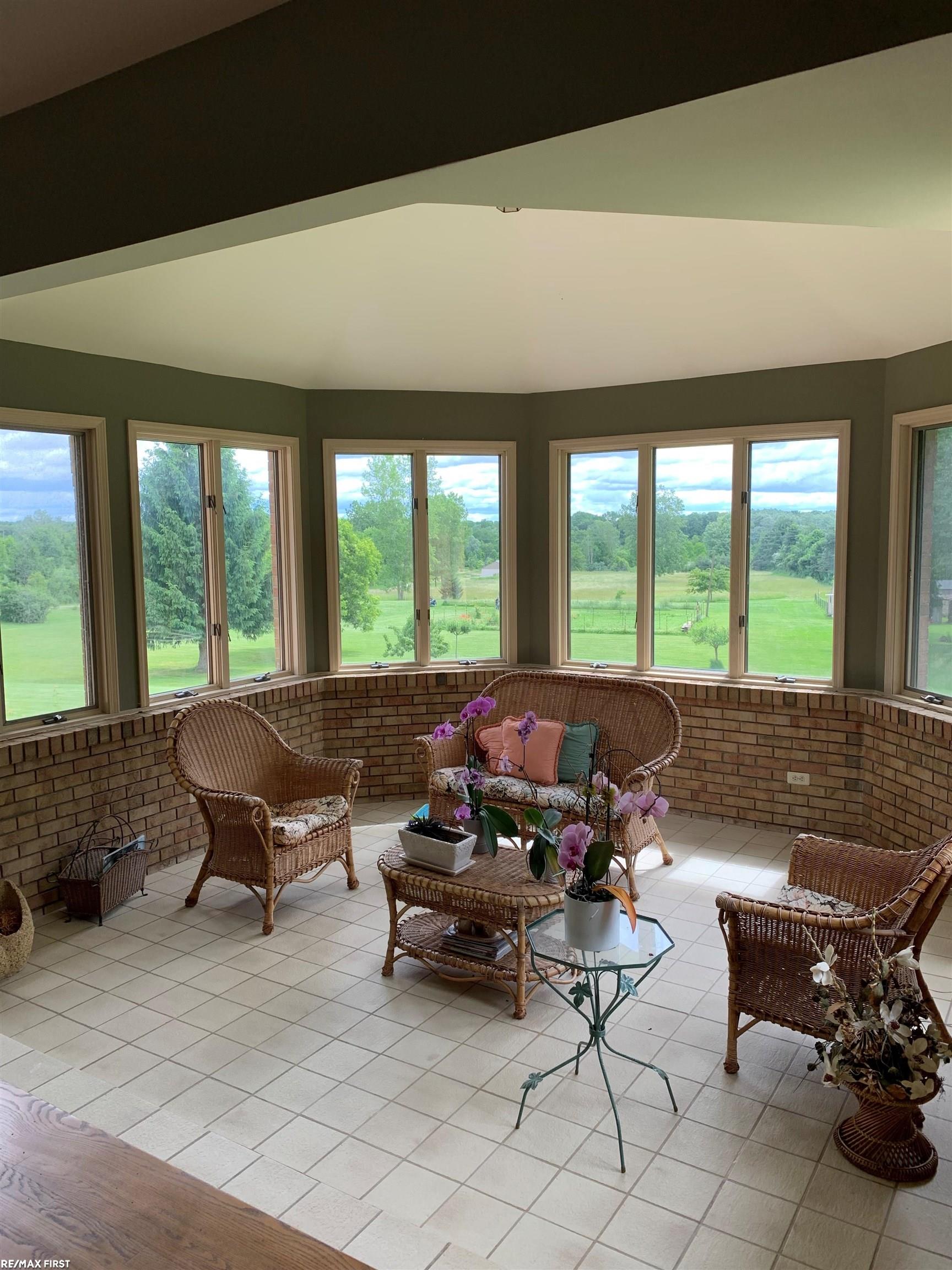 3571 Lake George Road Oxford, MI 48370 - Photo 13 of 27