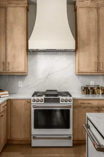 $799,900 | 323 Edith Circle, Nashville, TN 37208
