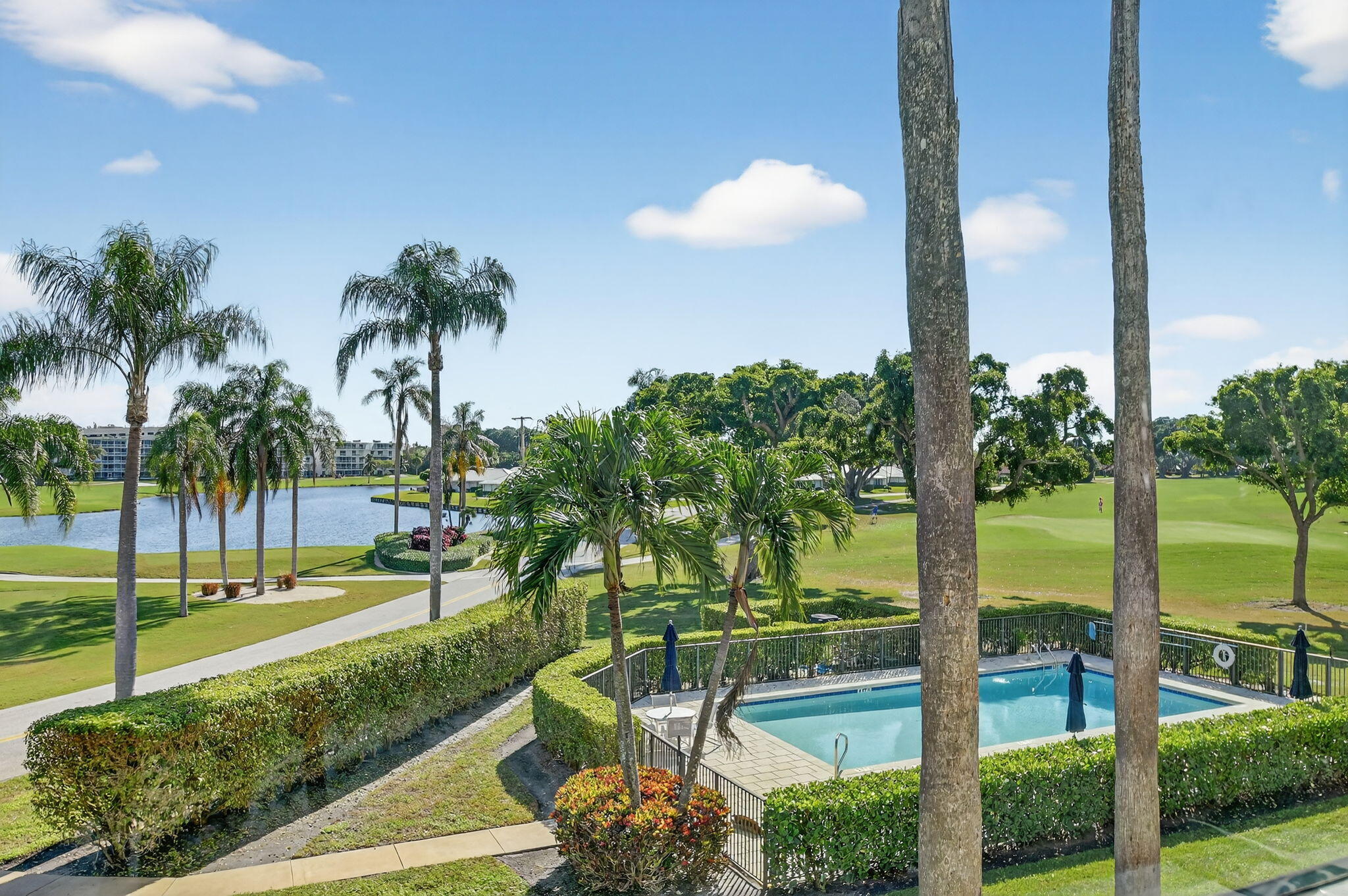 194 Orange Tree Drive, Unit G Atlantis, FL 33462 - Photo 34 of 36 41-web-or-mls-DSC_7282