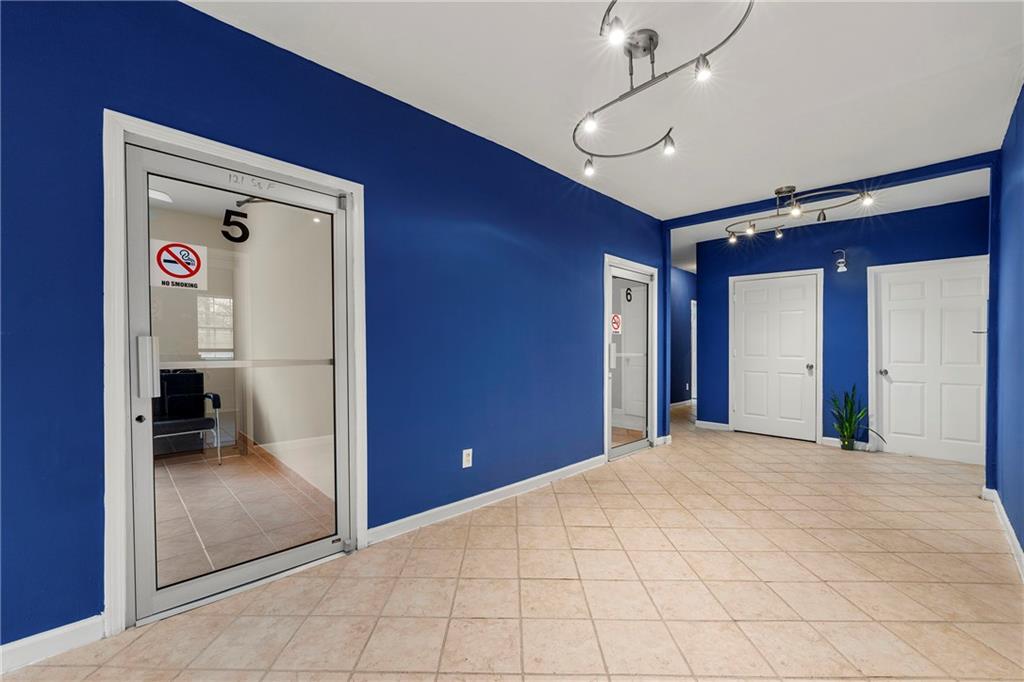 1181 Lee Street Southwest Atlanta, GA 30310 - Photo 8 of 44