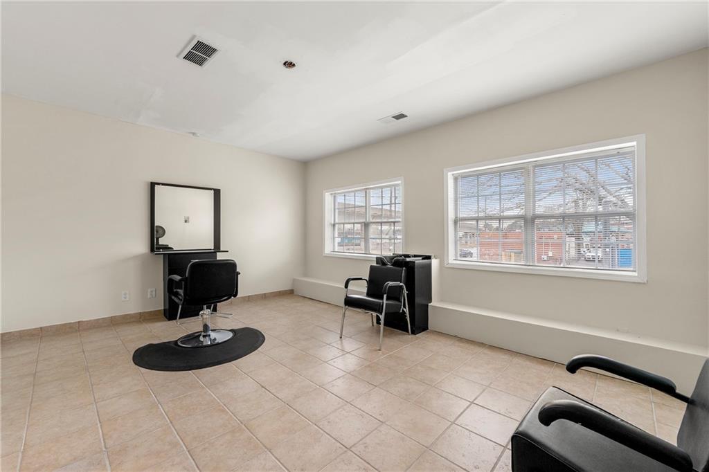 1181 Lee Street Southwest Atlanta, GA 30310 - Photo 10 of 44