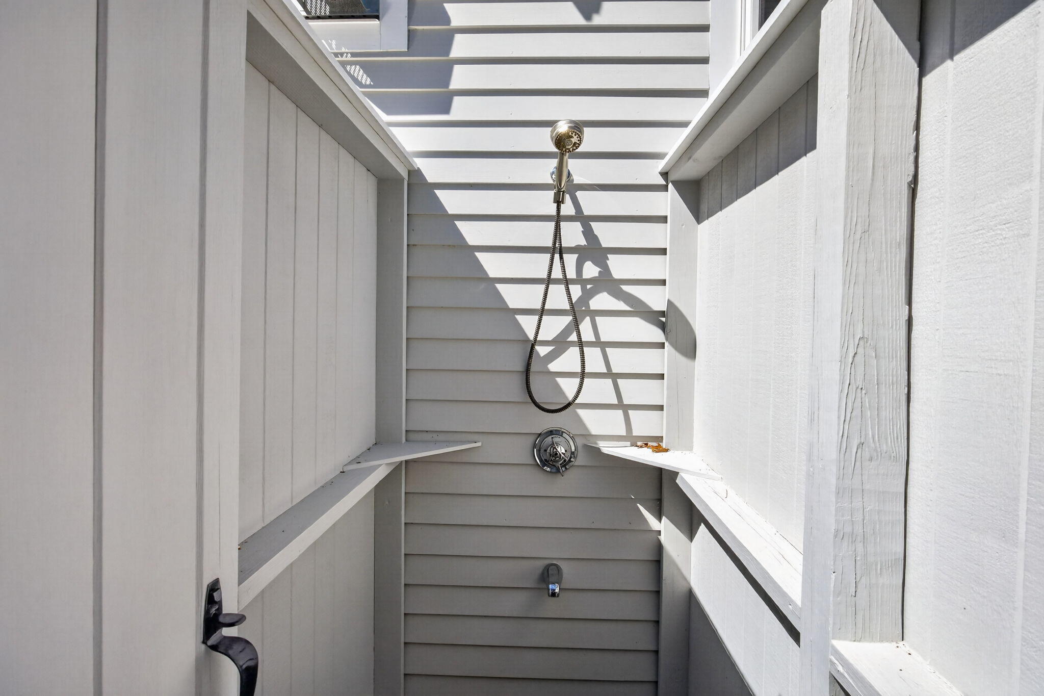 72 Winstead Road Brewster, MA 02631 - Photo 23 of 46 Outside Shower