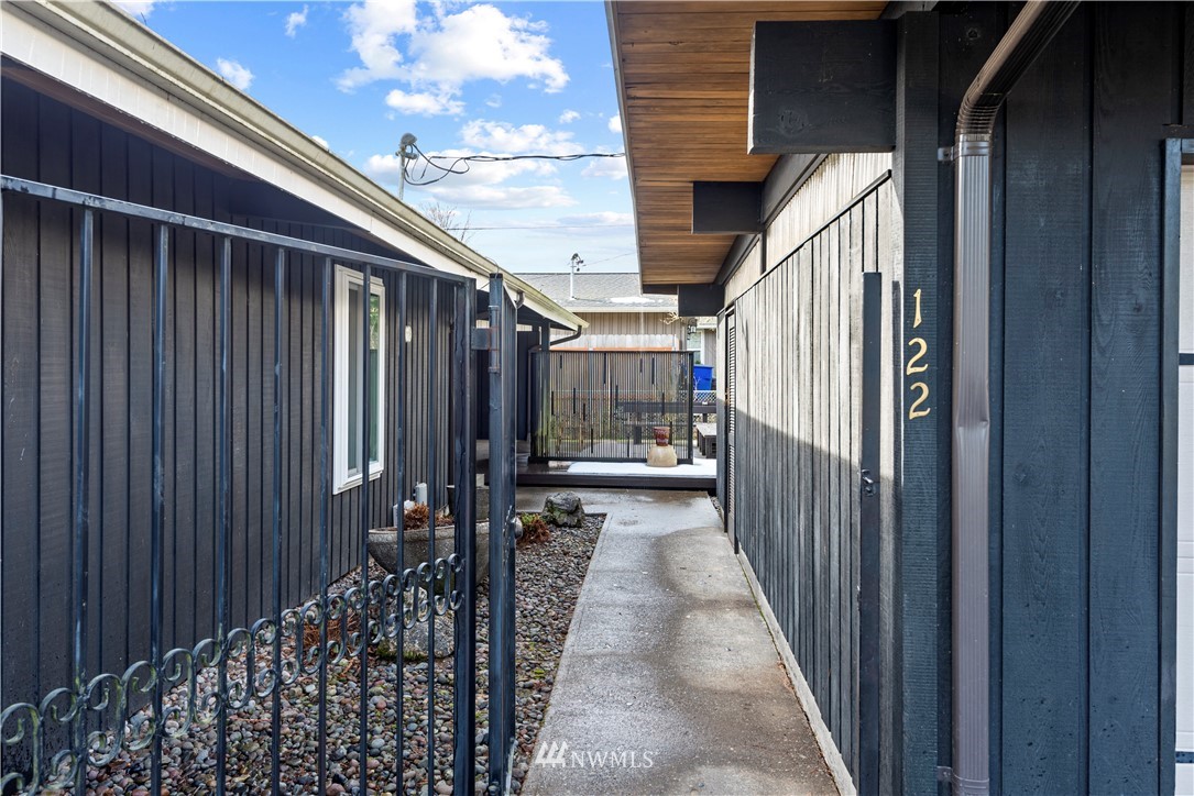 122 Jones Road Kelso, WA 98626 - Photo 2 of 25 Gallery Image 2