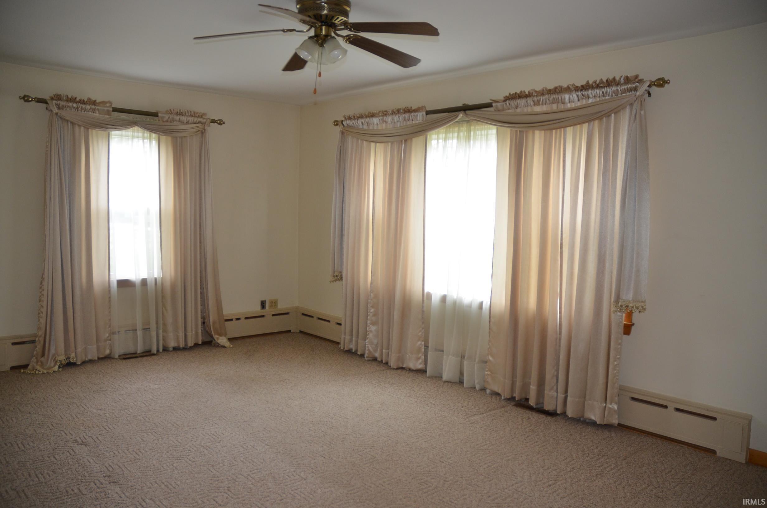 1696 Gun Club Road Jasper, IN 47546 - Photo 4 of 16 Gallery Image 4