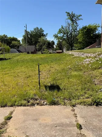 $15,000 | 1221 Cousin Street, Cape Girardeau, MO 63703