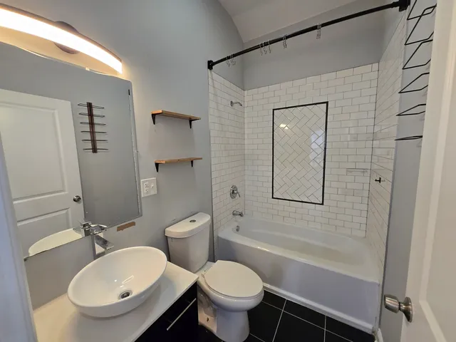 a view of utility room