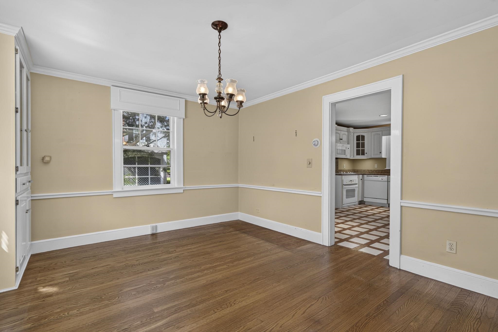 831 Maple Street Manchester, NH 03104 - Photo 17 of 35 Gallery Image 17