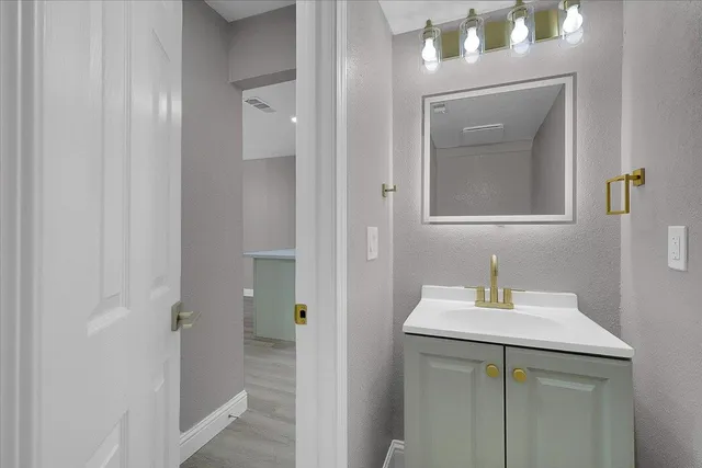 $575,000 | 14 Eduardo Court, Sacramento, CA 95831