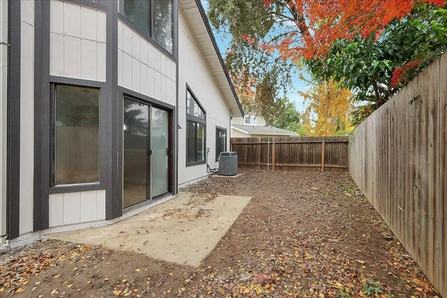 $575,000 | 14 Eduardo Court, Sacramento, CA 95831