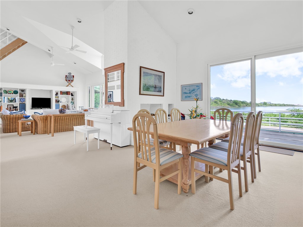 275 Boston Neck Road Narragansett, RI 02882 - Photo 10 of 46