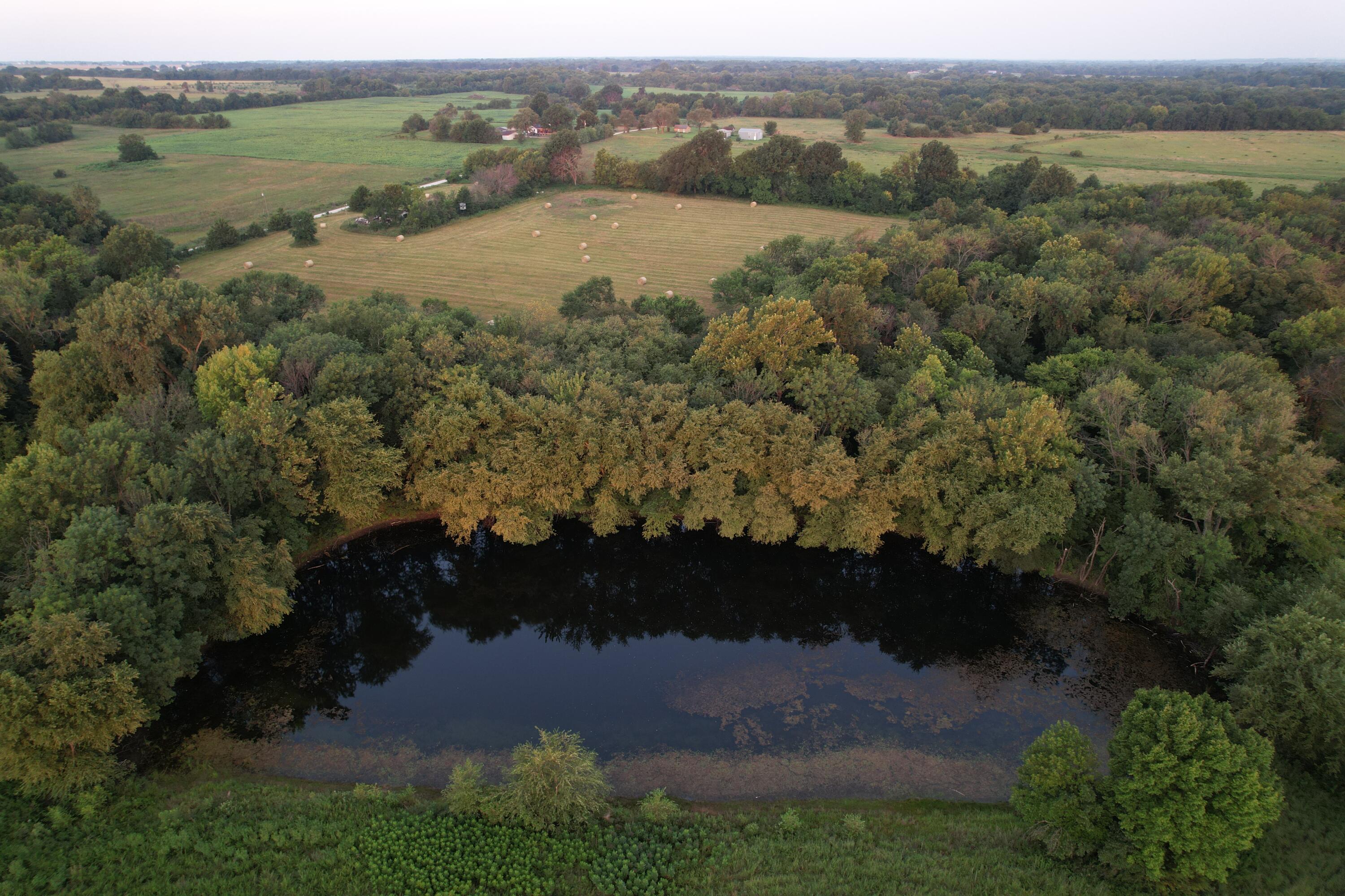 220 Northwest 40th Road Lamar, MO 64759 - Photo 6 of 90 DJI_0335