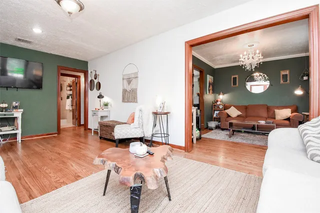 $220,000 | 302 Damon Street, Richmond, TX 77406