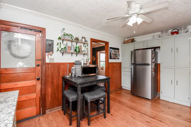 $220,000 | 302 Damon Street, Richmond, TX 77406