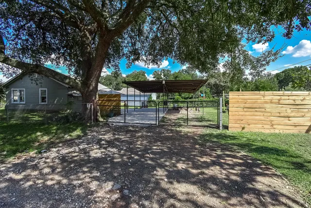 $220,000 | 302 Damon Street, Richmond, TX 77406