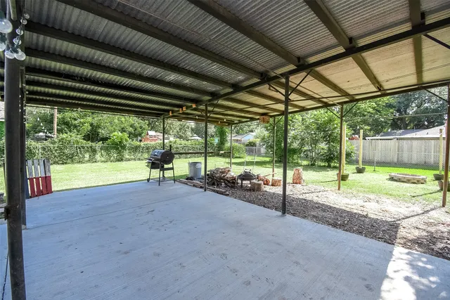 $220,000 | 302 Damon Street, Richmond, TX 77406