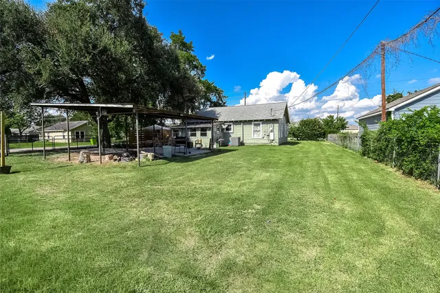 $220,000 | 302 Damon Street, Richmond, TX 77406