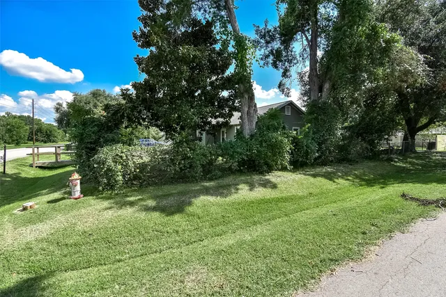 $220,000 | 302 Damon Street, Richmond, TX 77406