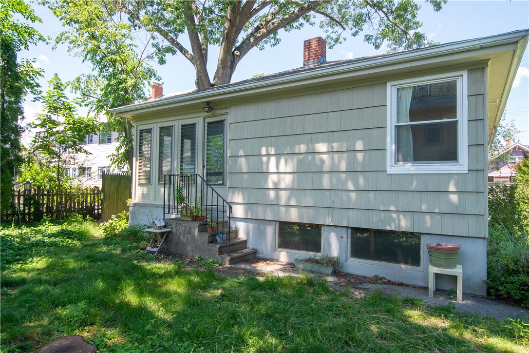 7 Langham Road Providence, RI 02906 - Photo 28 of 31