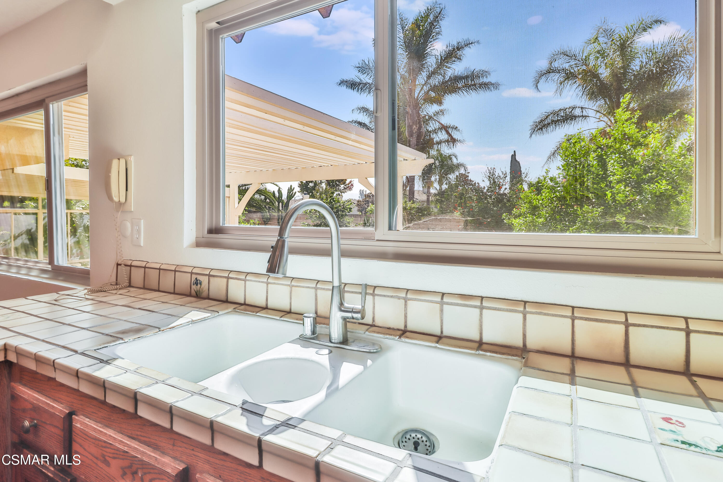4220 Springfield Street Simi Valley, CA 93063 - Photo 39 of 95 cKitchen6