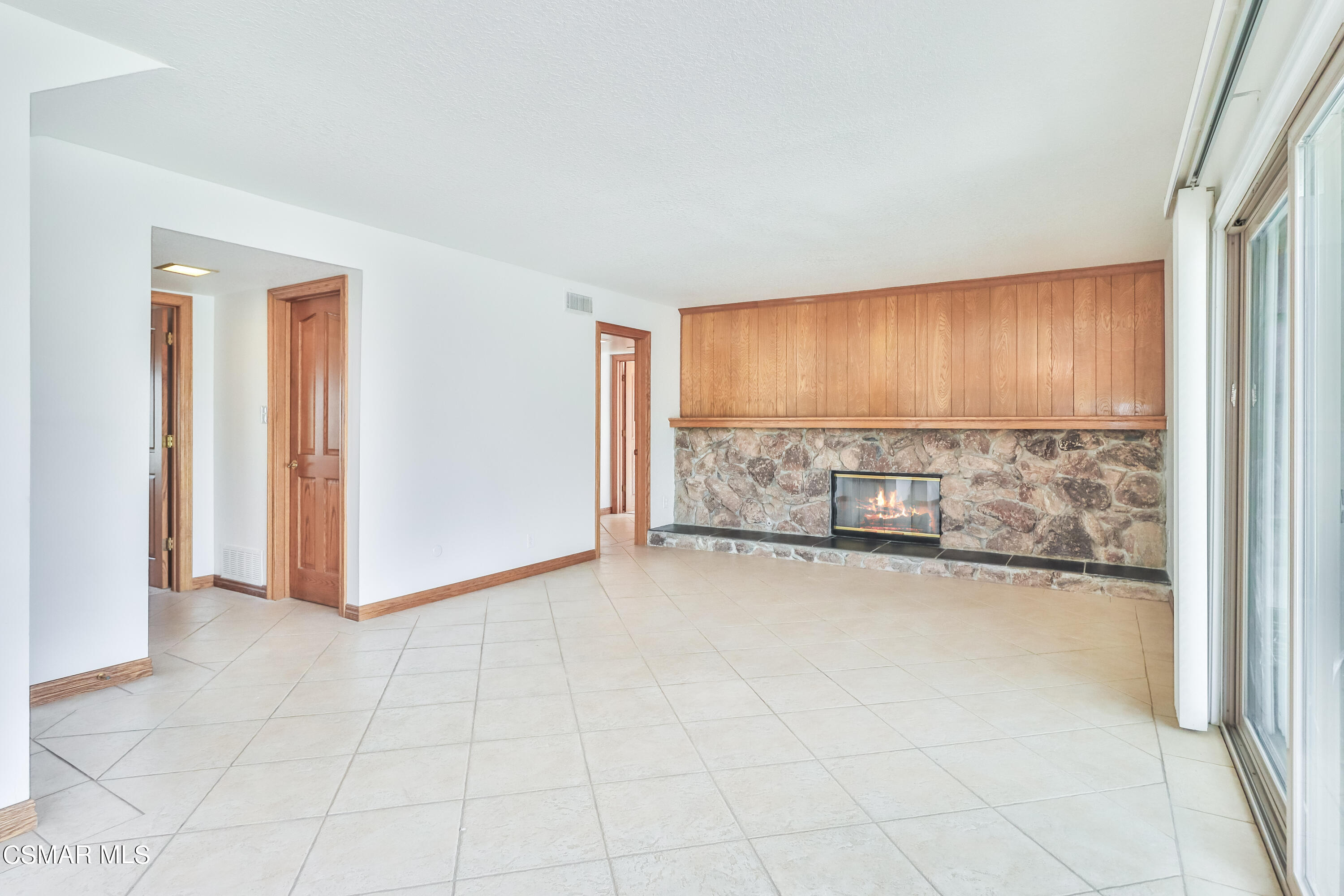 4220 Springfield Street Simi Valley, CA 93063 - Photo 44 of 95 dFamily2