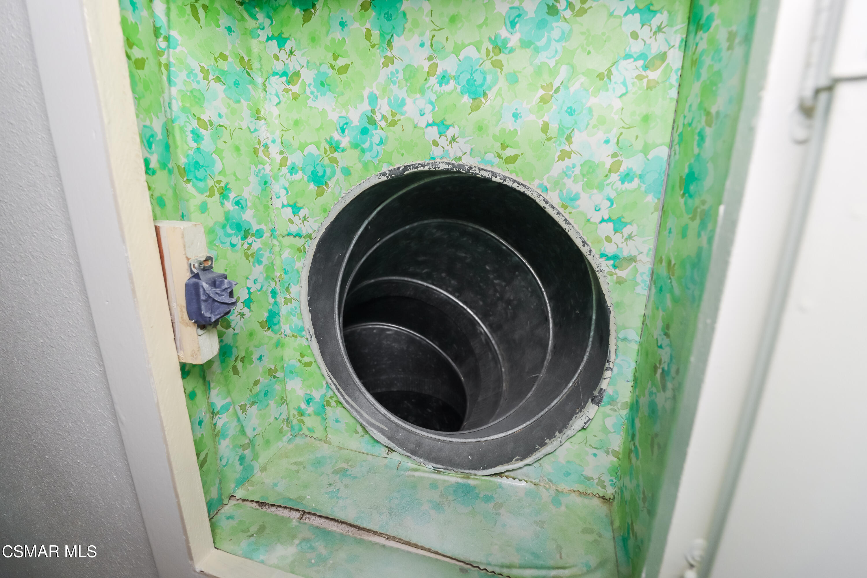 4220 Springfield Street Simi Valley, CA 93063 - Photo 58 of 95 a close up view of a washer and dryer