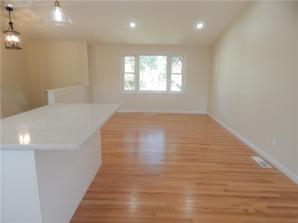 14 Fields View Road Westerly, RI 02808 - Photo 15 of 40 Gallery Image 15