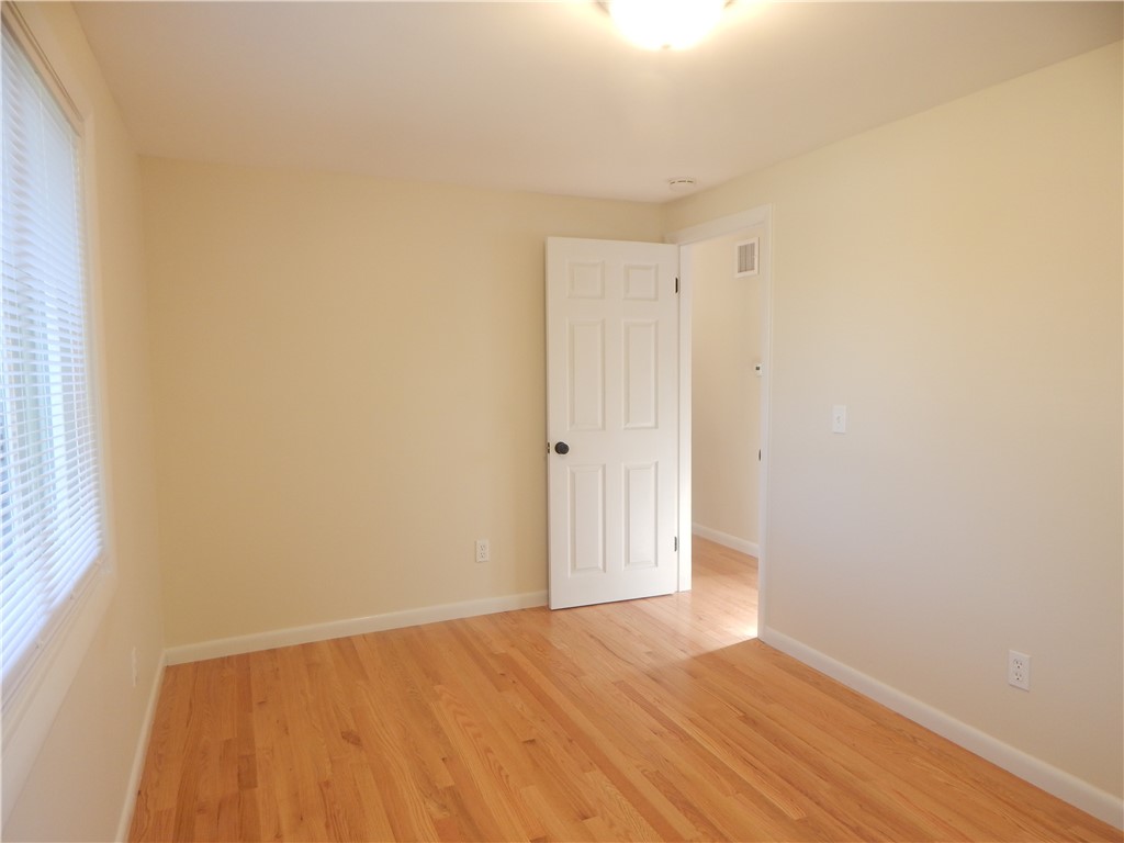 14 Fields View Road Westerly, RI 02808 - Photo 16 of 40 Gallery Image 16