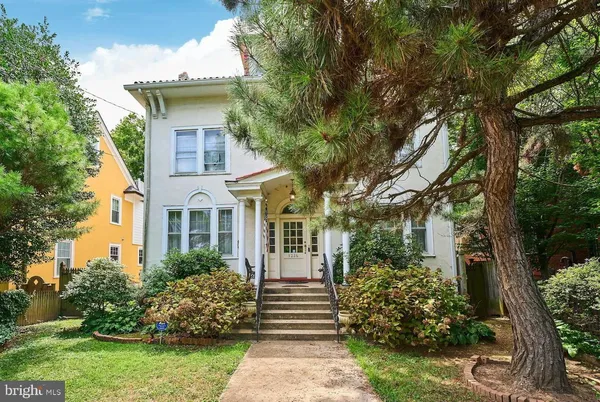 $1,500,000 | 3226 Cleveland Avenue Northwest, Washington, DC 20008