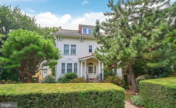 $1,500,000 | 3226 Cleveland Avenue Northwest, Washington, DC 20008