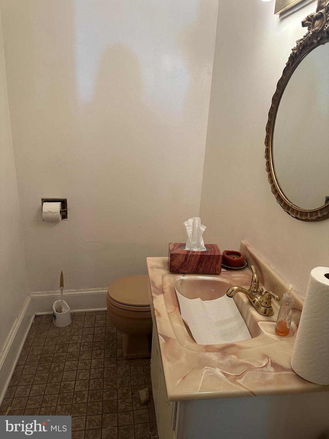 3226 Cleveland Avenue Northwest Washington, DC 20008 - Photo 5 of 15 powder room on main level