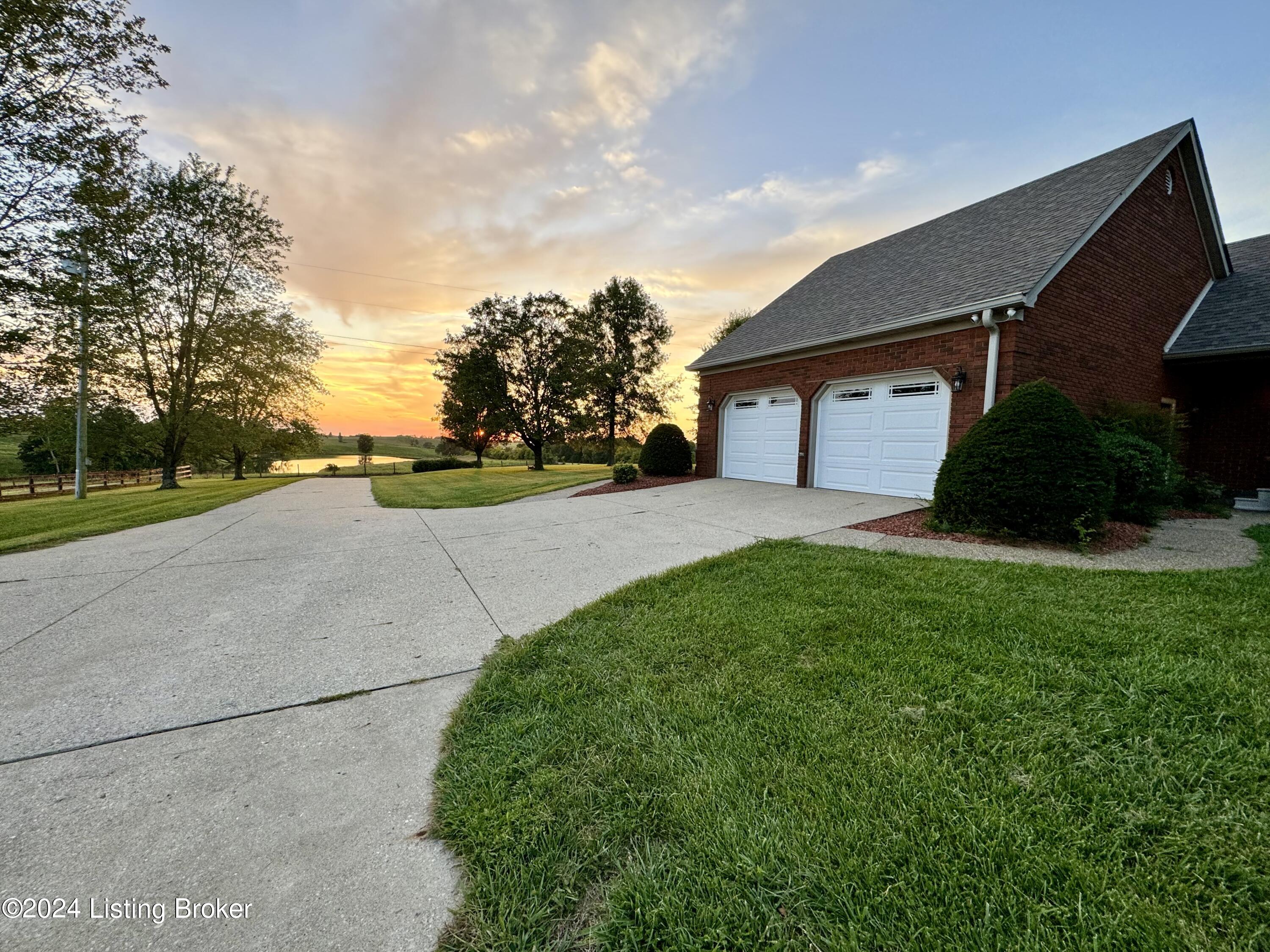 1090 McLain Road Springfield, KY 40069 - Photo 18 of 98 IMG_9386