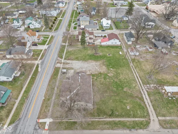 $294,900 | 307 South High Street, West Lebanon, IN 47991
