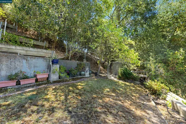 $2,100,000 | 39 Mira Loma Road, Orinda, CA 94563