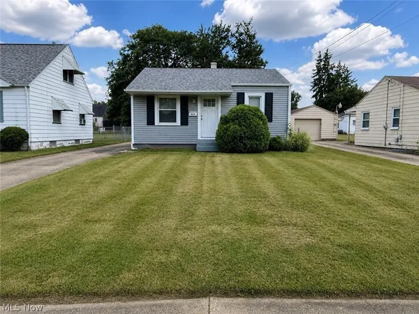 $110,000 | 1613 Everett Avenue, Youngstown, OH 44514