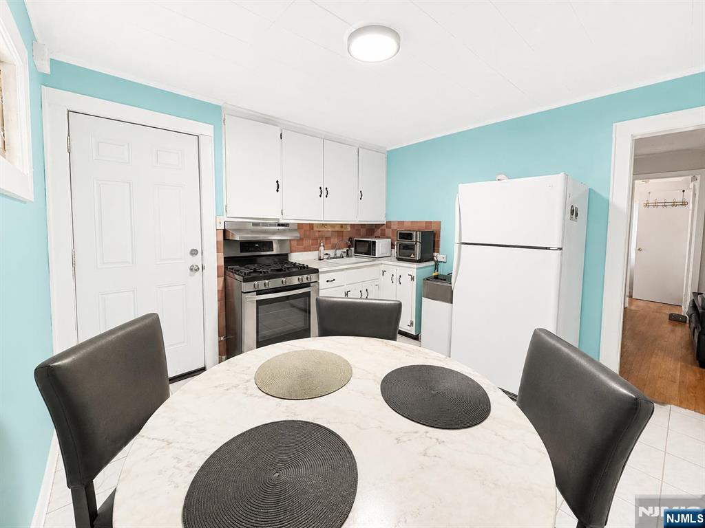 522 Saddle River Road, Unit 1 Saddle Brook, NJ 07663 - Photo 3 of 8