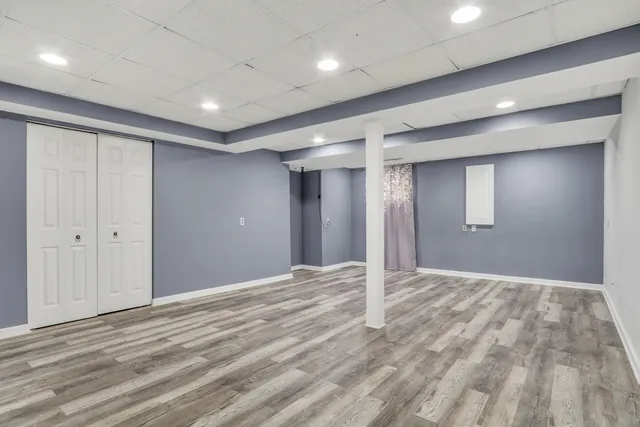 a view of empty room