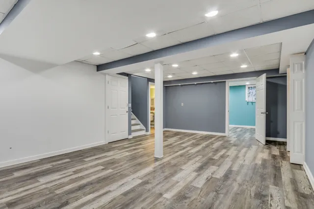 a view of empty room