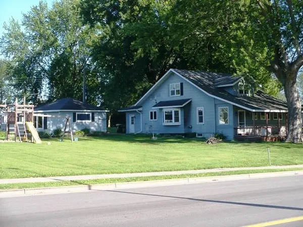 $199,000 | 207 North Main Street, Greenwood, WI 54437