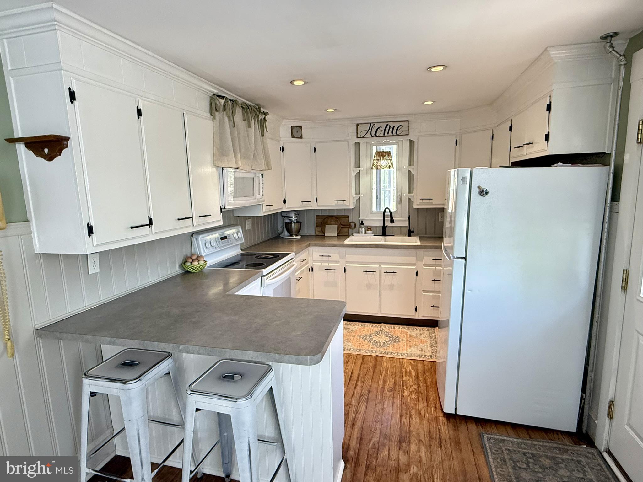990 South Ridge Road Denver, PA 17517 - Photo 2 of 46 Gallery Image 2