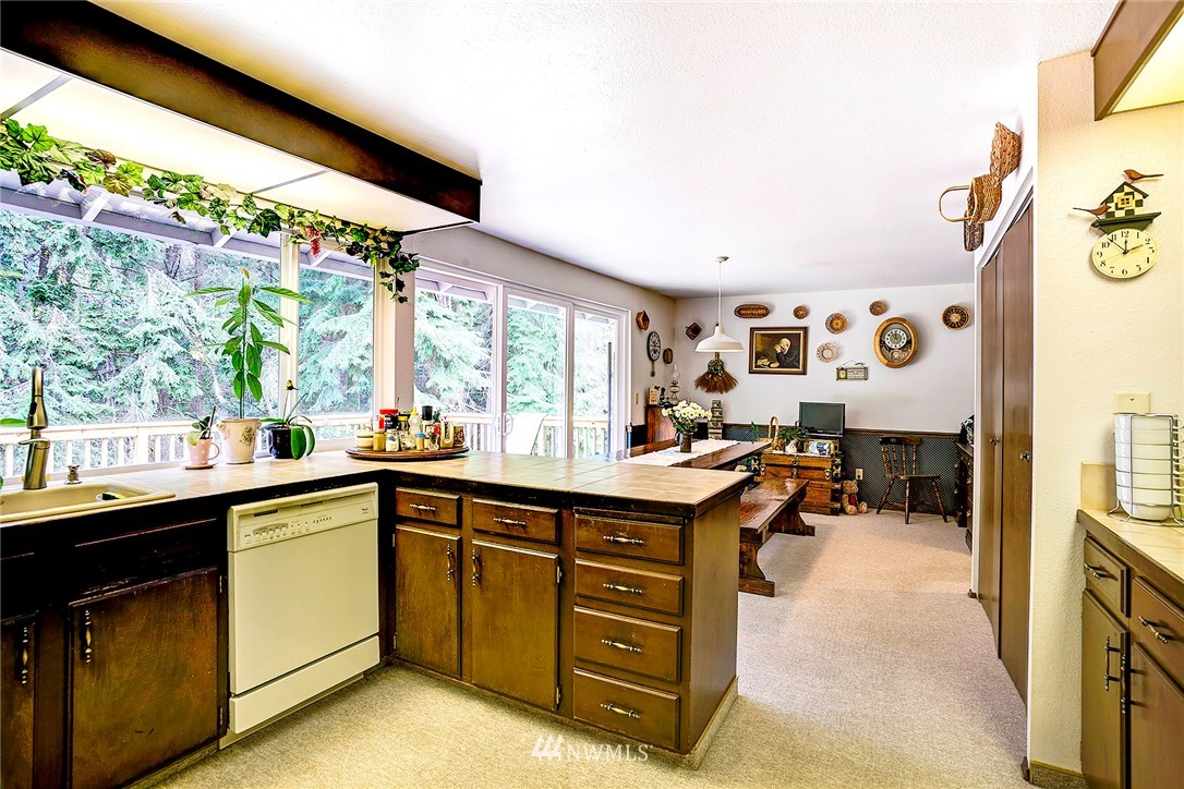 17043 154th Place Southeast Renton, WA 98058 - Photo 6 of 20