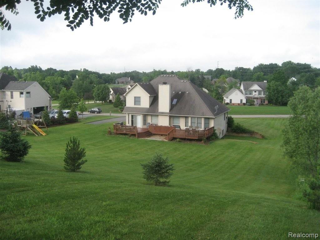 230 Locust Point Howell, MI 48843 - Photo 17 of 18 Backyard