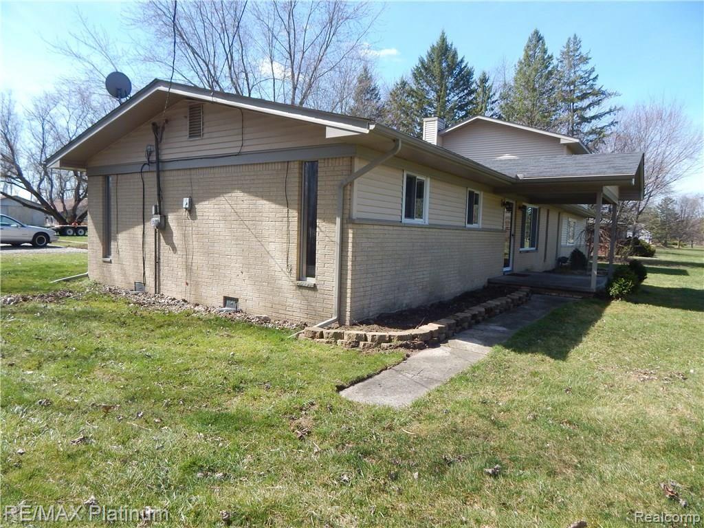 44441 Bemis Road Belleville, MI 48111 - Photo 7 of 50
