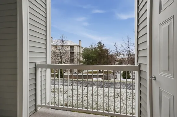 $536,000 | 320 Martins Landing, Unit 108, North Reading, MA 01864