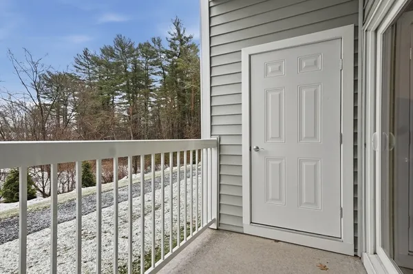 $536,000 | 320 Martins Landing, Unit 108, North Reading, MA 01864