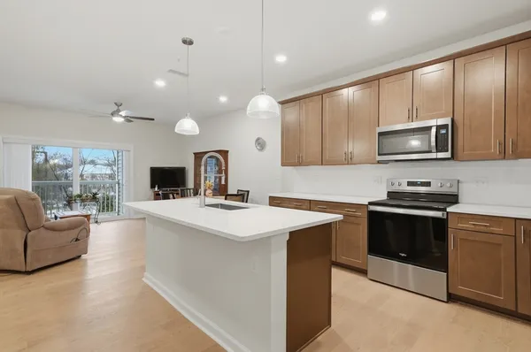 $536,000 | 320 Martins Landing, Unit 108, North Reading, MA 01864